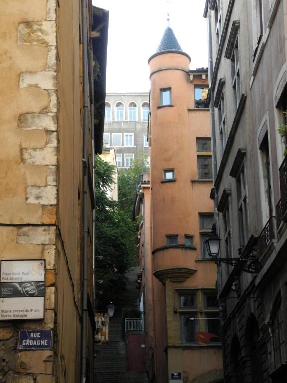 Loge Saint Jean Apartment Lyon Exterior foto